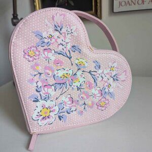 Vera Bradley pink heart travel case/purse